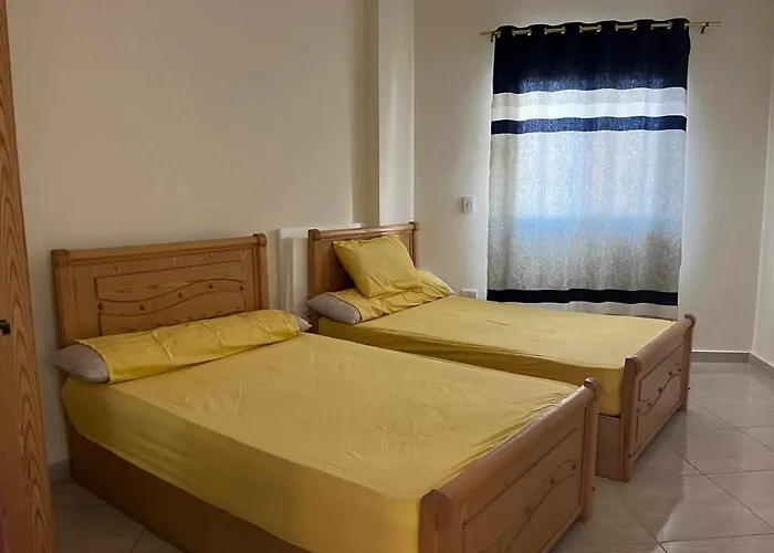 White Bay أرضي قرية وايت باي راس سدر